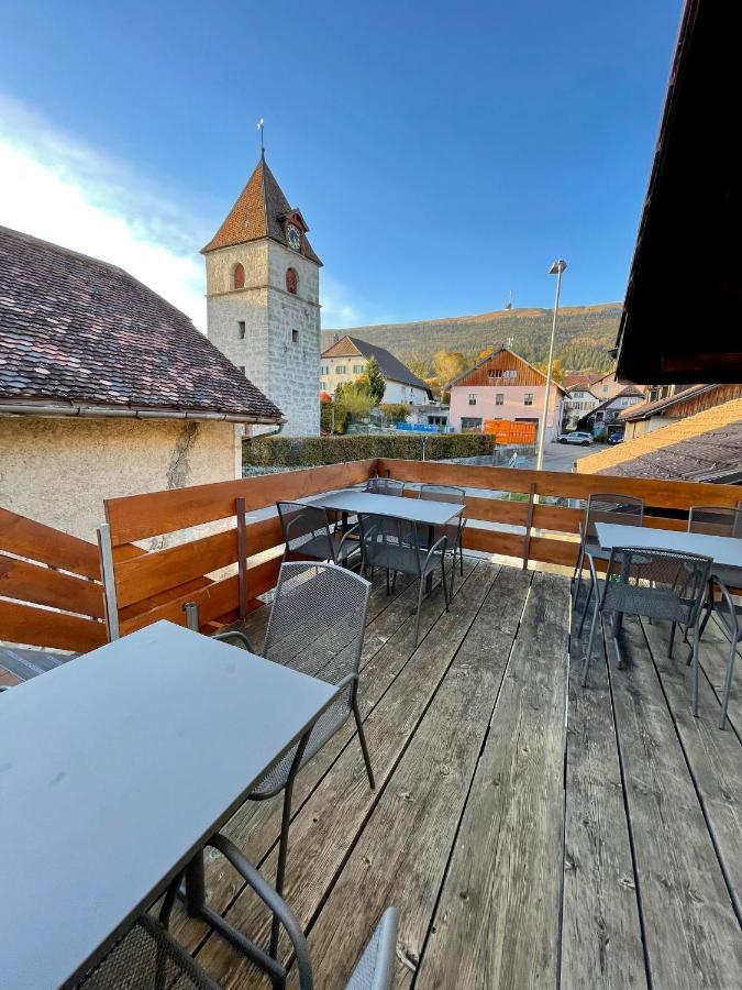 Hotel Du Cheval Blanc La Neuveville Dış mekan fotoğraf